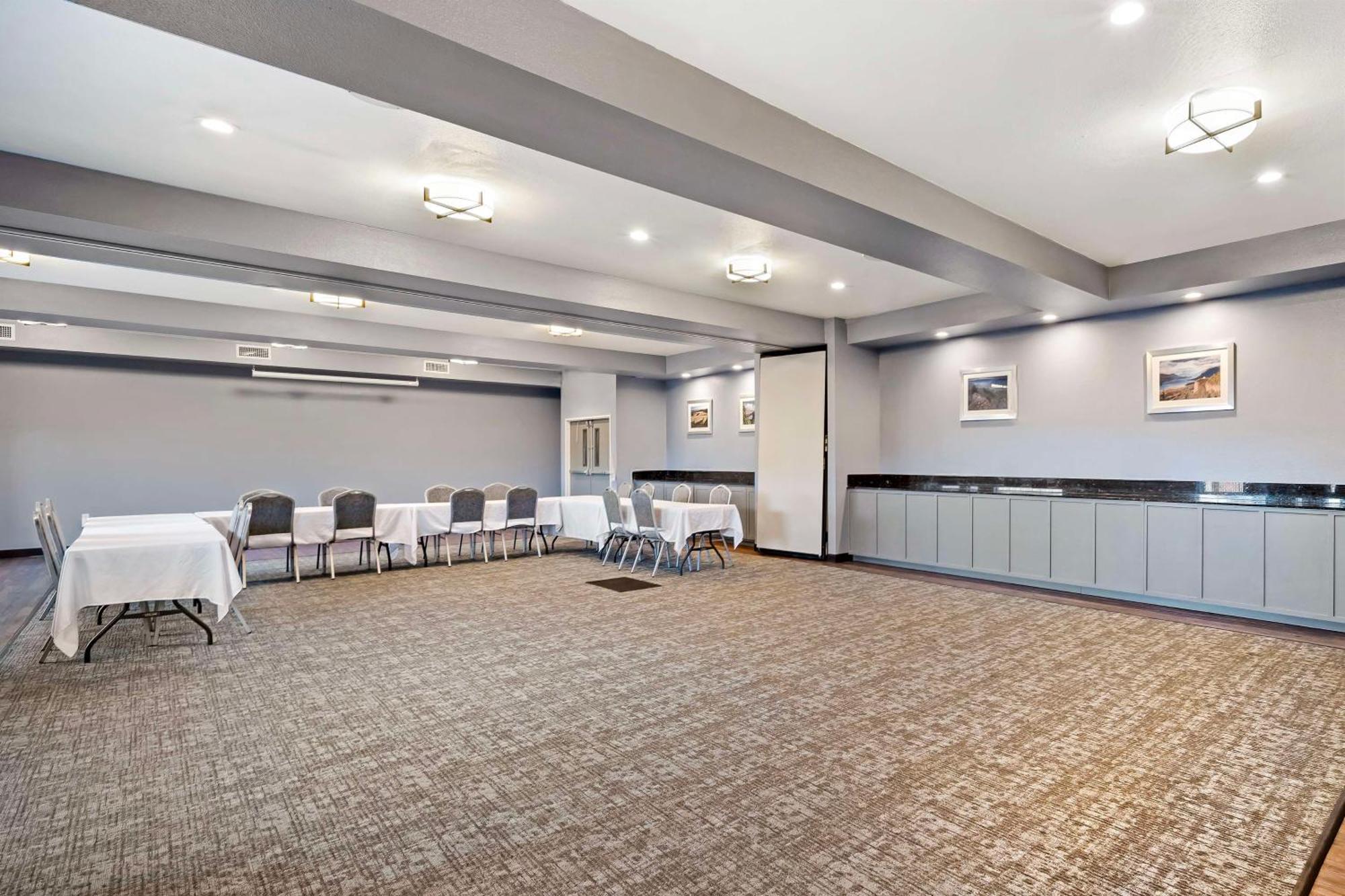 Best Western Crater Lake Highway White City/Medford Esterno foto